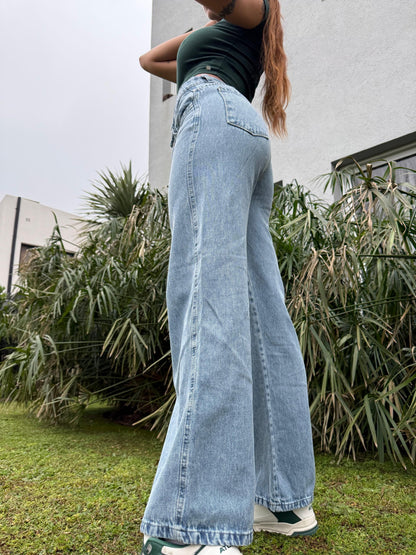 Jean Wide Leg – Pierna Ancha y Estilo Relajado